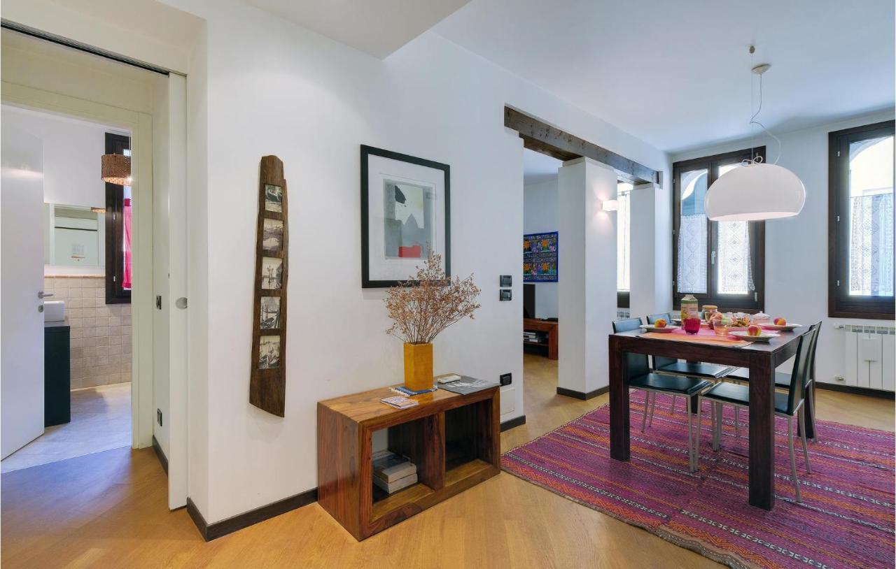 Nice Apartment In Venezia -Ve- With Wifi Екстер'єр фото